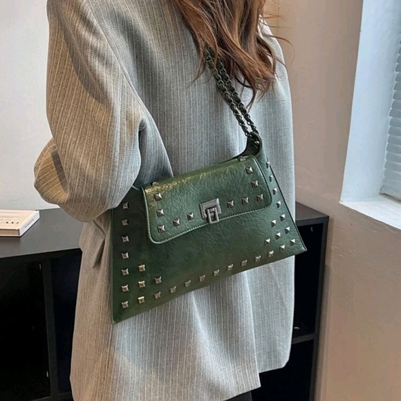 Shouder Bag - Picture 3 of 9